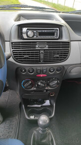 Fiat Punto 1.2 44kW rok 2001 - 10