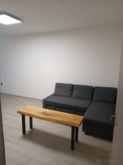 Nabízíme spolubydlení v bytě 3+1 s balkónem - 10
