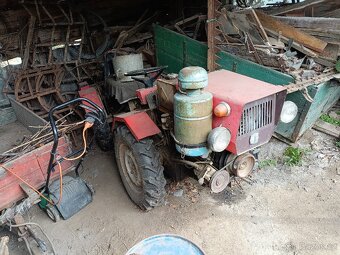 Prodám malotraktor 4 x 4, motor TK - 10