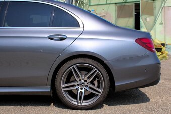 Mercedes-Benz E trieda E350d 4MATIC A/T AMG Line - 10