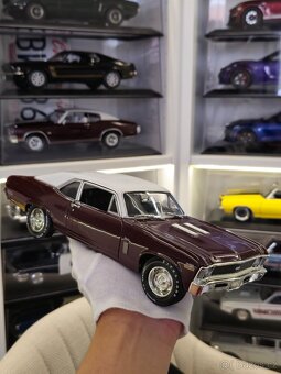 Chevy Nova 1:18 AutoWorld - 10
