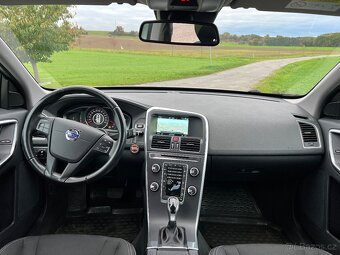 Volvo XC60 2,4 D4 140kW , 2016 “REZERVACE” - 10