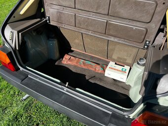 Škoda Favorit r.v. 1990, najeto 33 000 km - 10