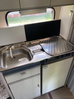 Karavan Bürstner 3908 - 10