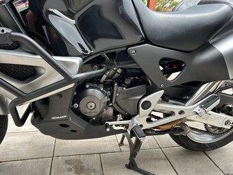 Honda XL1000V Varadero - 10