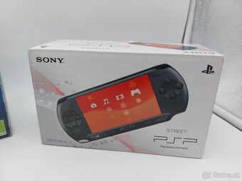 Playstation Portable Street E-1004 Cars bundle a 2GB memory - 10