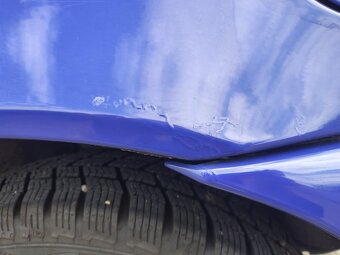Ford Fiesta 1.3i - 10