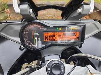 BMW R 1200 RS - SUPER STAV + VÝBAVA 219.000,- Kč - 10