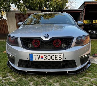 PREDNI MASKA OCTAVIA 3 / 3FL / 4 RAMECEK GRILU MASKY CERNY - 10