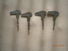 moto věci - nález v garáži - 10