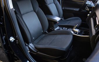 Mitsubishi Outlander PHEV 2.4 AWD - 10