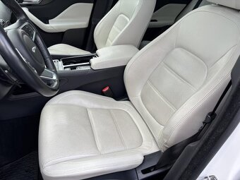 Jaguar F-Pace 2.0 AWD, 132kW,1.majitel, DPH - 10