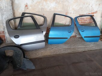 Peugeot 206 drobne dily,levne dohodou - 10