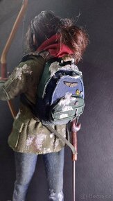 Ellie - The Last of Us custom figurka - 10