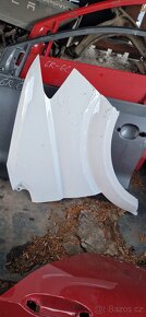 Vw Crafter 2016 výše výztuha kompl. plast pod svetla 5. dve - 10