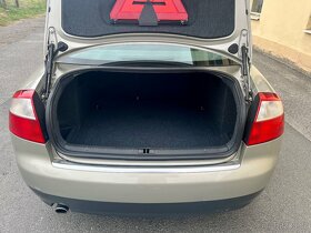 Audi A4, 1.6i 75kW Dig.klima - 10