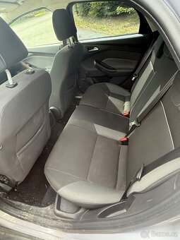 Ford Focus - 10