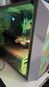 PC - AMD Ryzen 5 1600,32GB RAM, 3,2GHz, GTX 1080 Monitor - 10