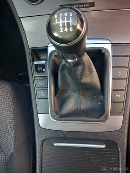 vymenim-Passat b7 komb - 10