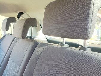 Ford C MAX - 10