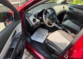 Chevrolet Cruze 1,6 i SW Pravidelný servis benzín - 10