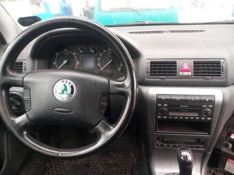 Škoda Octavia 1.9tdi 66k 2004 Style jen229tkm - 10