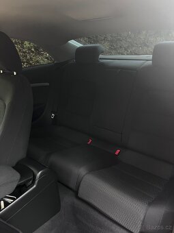 Audi A5 2.0 Tdi 2010 coupé - 10