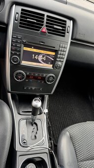 Mercedes-Benz B-200 2009r - 10