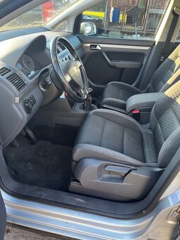 Volkswagen touran 1.6 TDi - 10