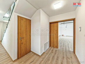 Prodej rodinného domu, 256 m², Vřesník - 10