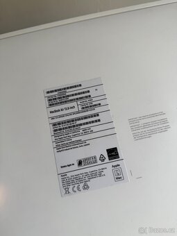 Apple MacBook Air 13,6" (2022) / M2 / 8GB / 256GB - 10
