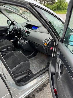 CITROEN C4 PICASSO 1.6 HDi - 10