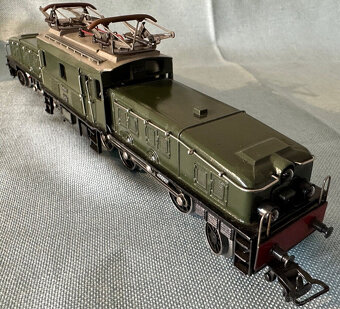 Elektrická lokomotiva Märklin CCS 800.5 BR Ce 68 SBB Crocodi - 10