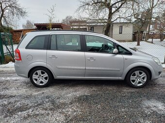LPG ... 7 místné..Benzínová Opel Zafira 1.8 ... - 10