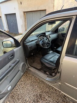 Nissan X-Trail 2,2 diesel - 10