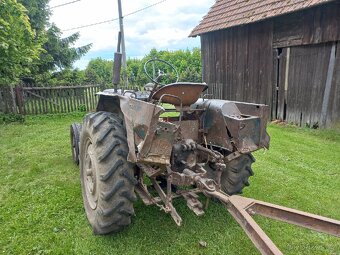 Zetor 25 A - 10