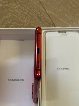 Prodám Samsung S20 FE v atraktivní červené barvě - 10