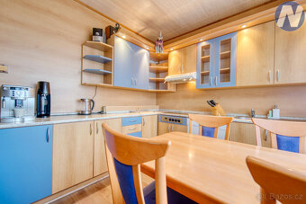 Prodej bytu 3+1 s prosklenou lodžií, 85 m2, Pernarec - 10