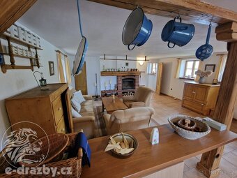 Rodinný dům s historickým mlýnem a pozemky, Trhová Kamenice, - 10