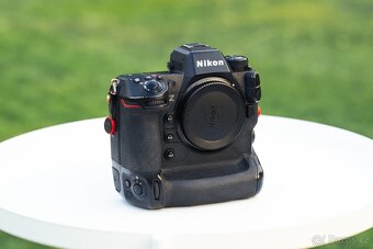 Nikon Z9 - 10