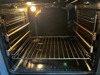 Sporák Gorenje K5352XF MultiAir nerez/ocel - 50 cm/70 litrů - 10