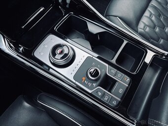 KIA SORENTO IV 2.2CRDI 142KW 4X4 AUT 2023, TAŽNÉ, ZÁRUKA - 10