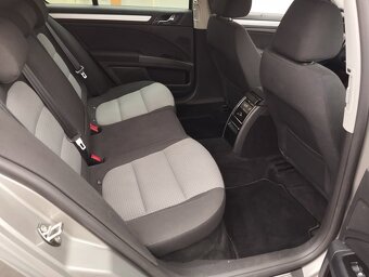 Škoda Superb 2.0 TDI 103 kW DSG - 10