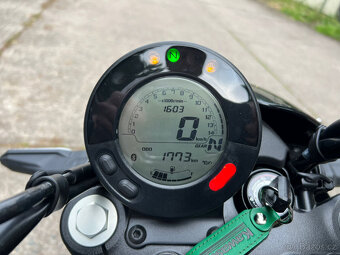 Kawasaki Eliminator 500 SE - 10
