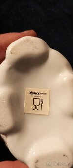 Spousta porcelánových miniatur - 10