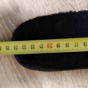 Krásné Zimní boty, sněhule zn. BAŤA vel. 37 - 38 - 10