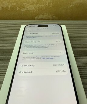 Apple iPhone 16 Pro 256GB černý titan, 95% baterie - 10