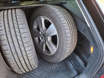 Prodej Škoda Octávia 1.6TDI Greenline - 10