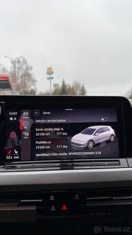 Volkswagen Golf 8 - 10