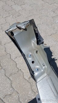 Dacia Duster – Blatníky přední stříbrné - 10